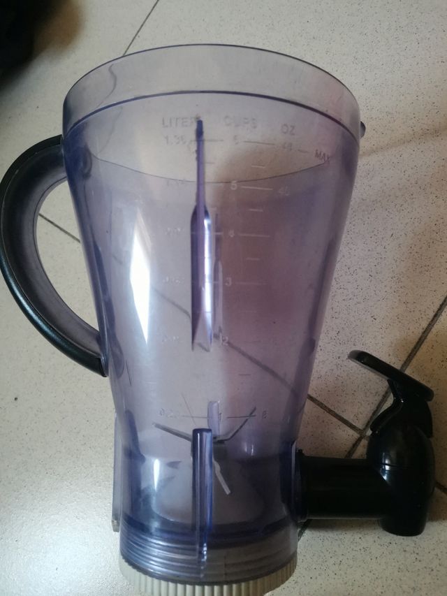 vaso batidora cuchillas muy muy nuevas