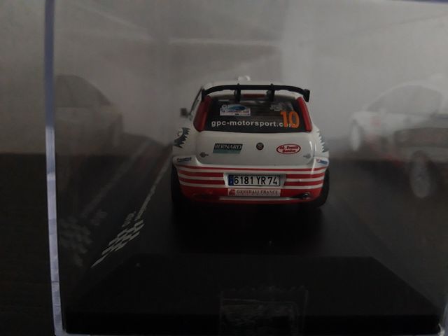 FIAT PUNTO ABARTH S2000 BARRAL 1/43