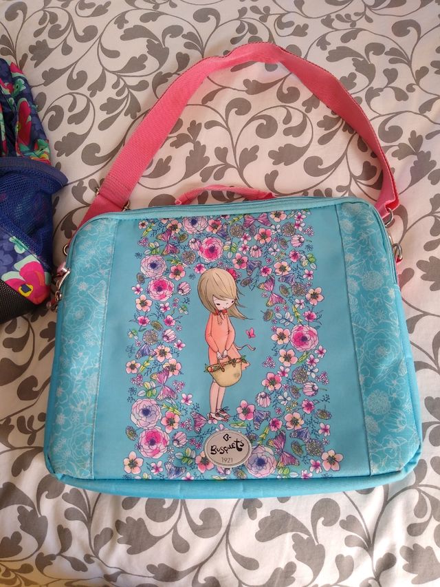 Mochila tipo cartera, Busquets