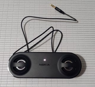 Altavoces Nokia. Vintage.
