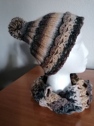 Gorro y bufanda a juego hecho a mano