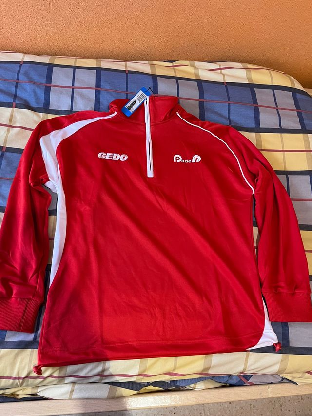 Sudadera + guantes + gorro + braga