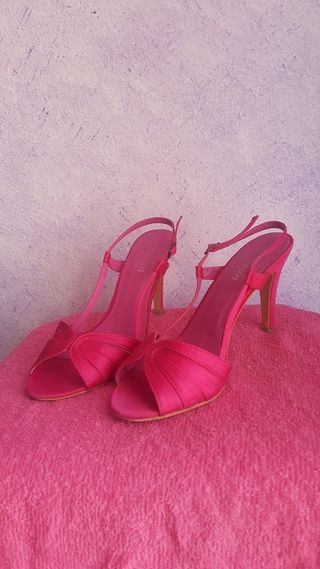 sandalias fucsia