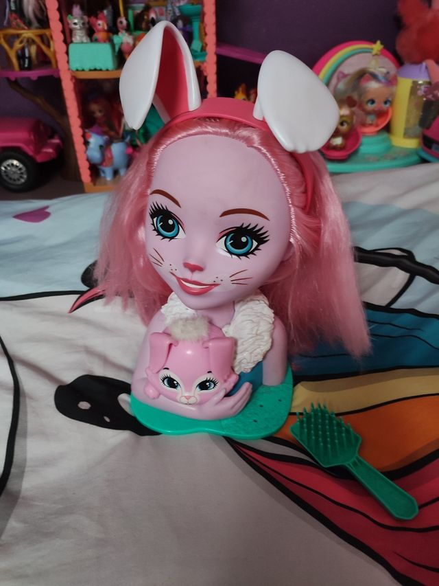 busto peinados enchantimals