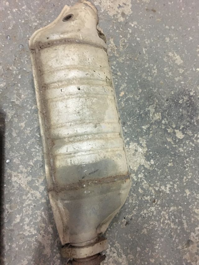 CATALIZADORS VACIOS DE BMW E34 530i V8