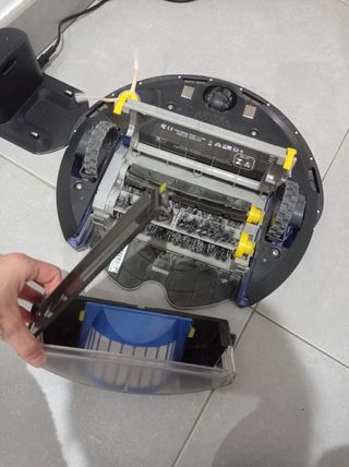 Aspirador iRobot Roomba modelo 616