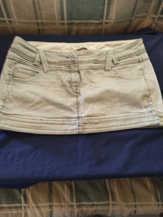 Minifalda gris vaquera talla 40 Bershka