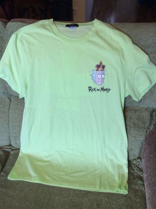 Camiseta verde sin estrenar