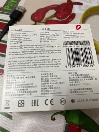 Xiaomi Mi band 3, sumergible 50m.