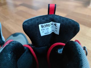 Botas de montaña.