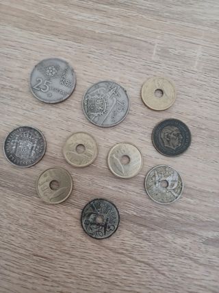 monedas pesetas, duros,  etc
