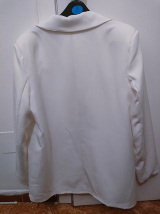 Americana básica blanca