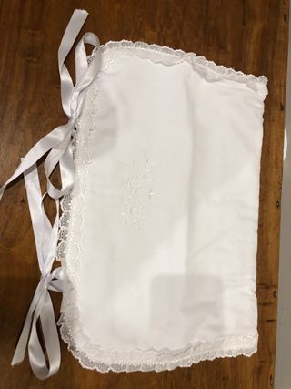 Pronovias bolsa ropa interior