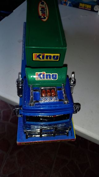 camion juguete C14 C15