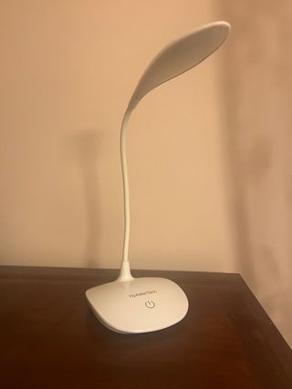 Lámpara de mesa HyAdierTech