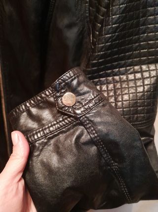 cazadora tipo biker mujer