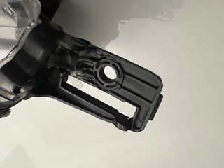 Faro Nissan qashqai j11