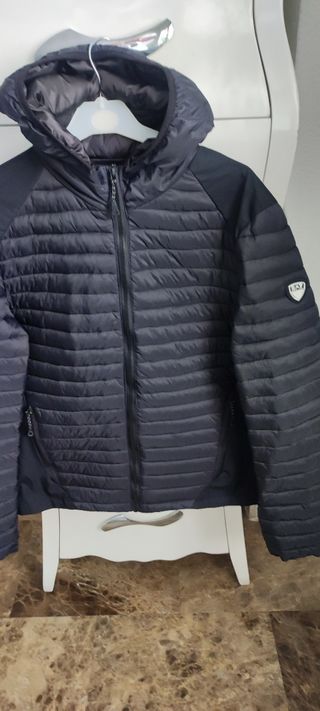 chaqueta Emperio Armani pluma