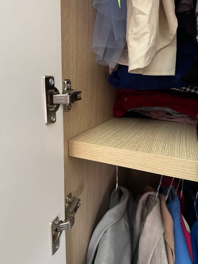 Armadio laccato a 5 ante molto bello