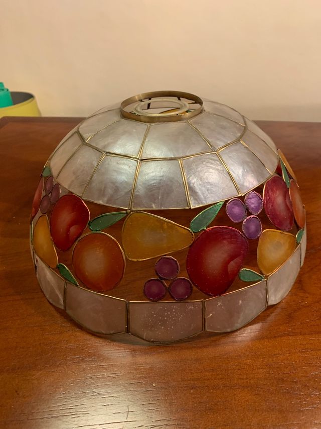 Lampada originale in madreperla