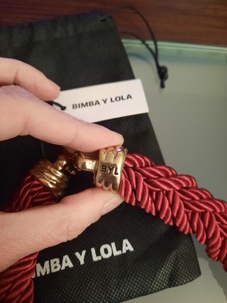 collar bimba y lola burdeos a estrenar