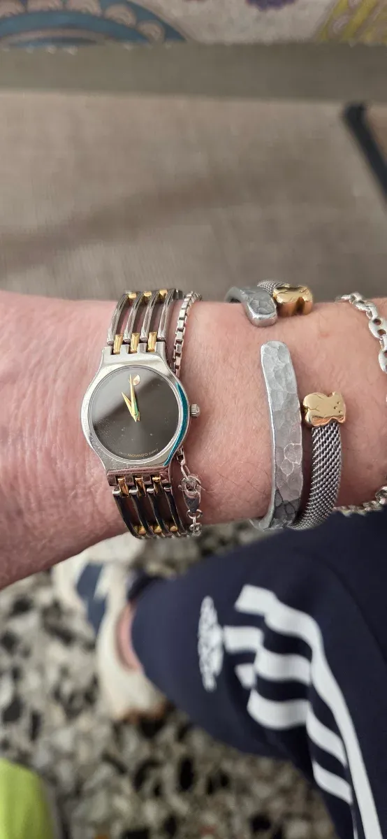 Reloj Movado sin usar