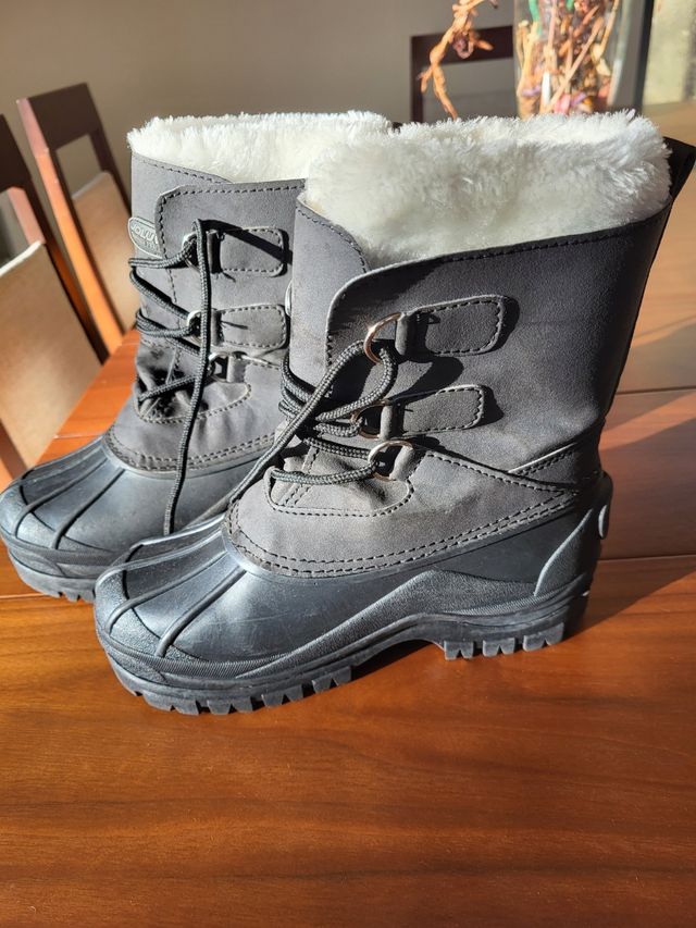 Botas nieve y apresqui