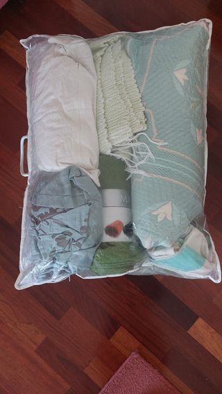 Colcha cama + complementos en tonos verdes - beig.
