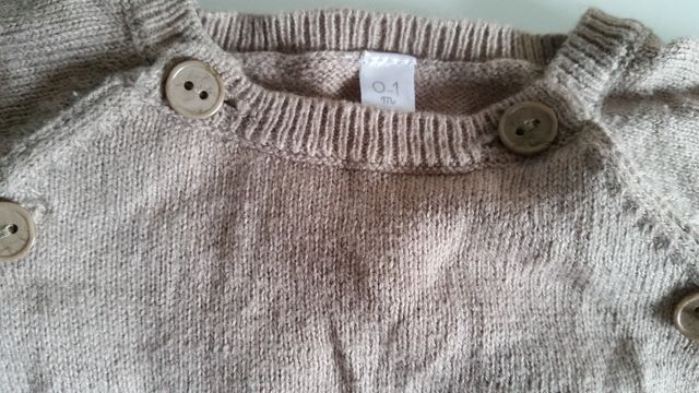 PELELE DE PUNTO Y BODY BLANCO PRIMERA PUESTA