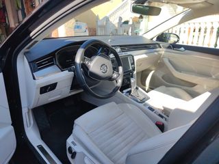 Volkswagen Passat 2016 240 cv