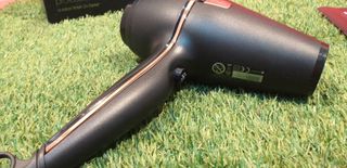 SECADOR DE PELO PROFESIONAL.2A OPORTUNITAT.