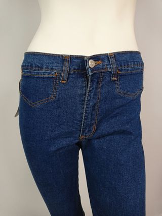Pantalón vaquero campana vintage.