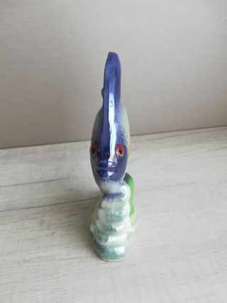 Figura FOREING porcelana