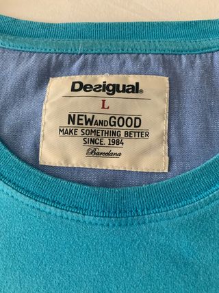 Camiseta Desigual.