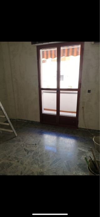 Ventana y puerta aluminio