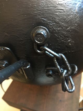 Barbecue fatto a mano, pezzo unico.