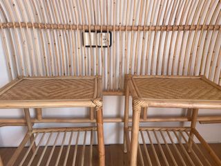 Cabezal y mesitas de Ratan nuevas sin estrenar