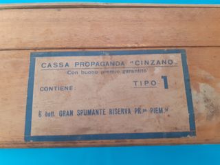 cassetta vini CINZANO vuota del 1957