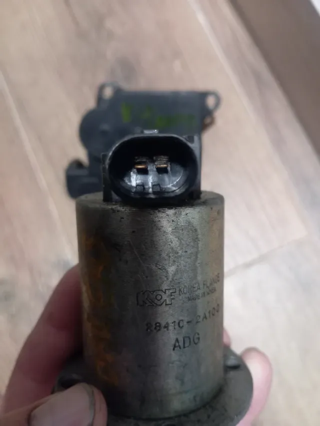 cuerpo mariposa Kia Carens,EGr