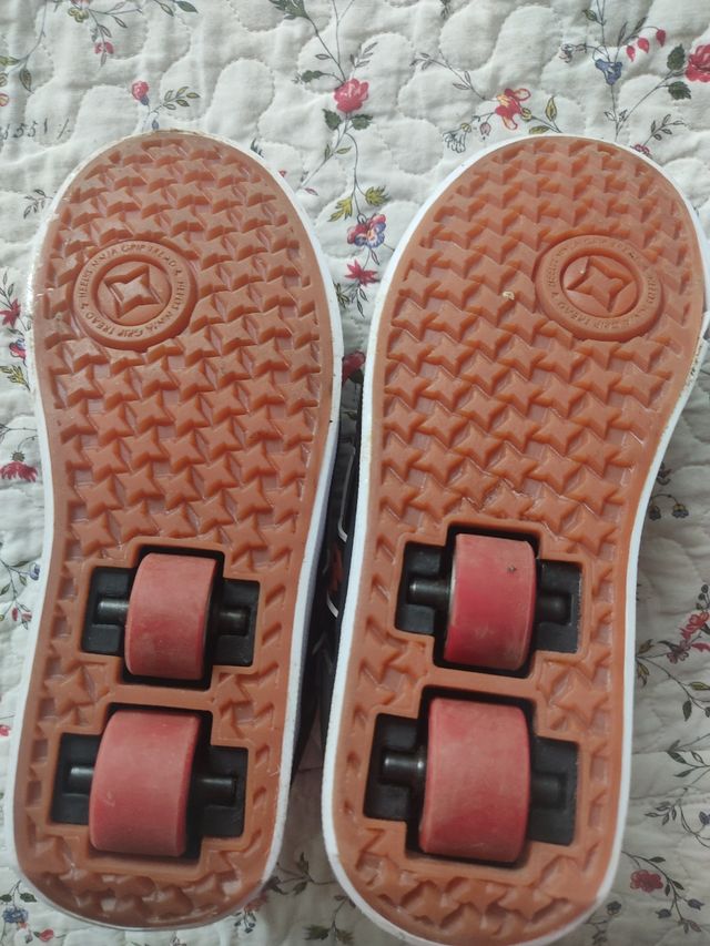 zapatillas con ruedas