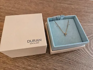 Colgante Letra T Duran Exquse