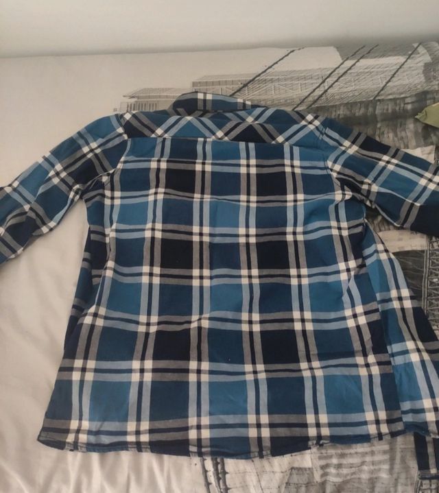 camisa de cuadros. Talla 14 años/