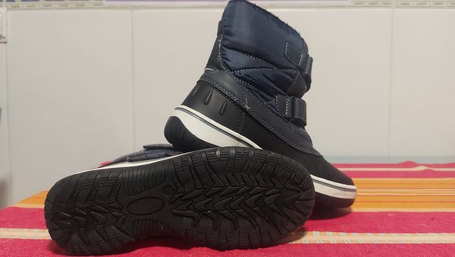 Bota impermeable niño/a.