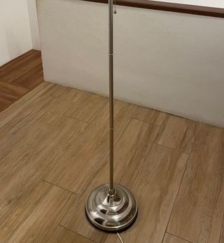 Pie de lámpara ÅRSTID