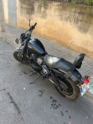 Hyosung Aquila GV125S 2020 (125cc)