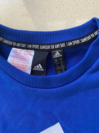 2 Sudaderas de NIKE y ADIDAS
