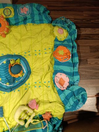 Parque infantil inchable.