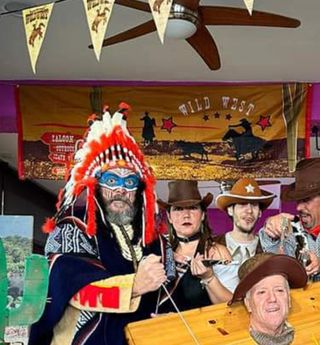 cartel lona Western