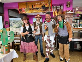 cartel lona Western