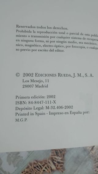 3 novelas de suspense y terror.